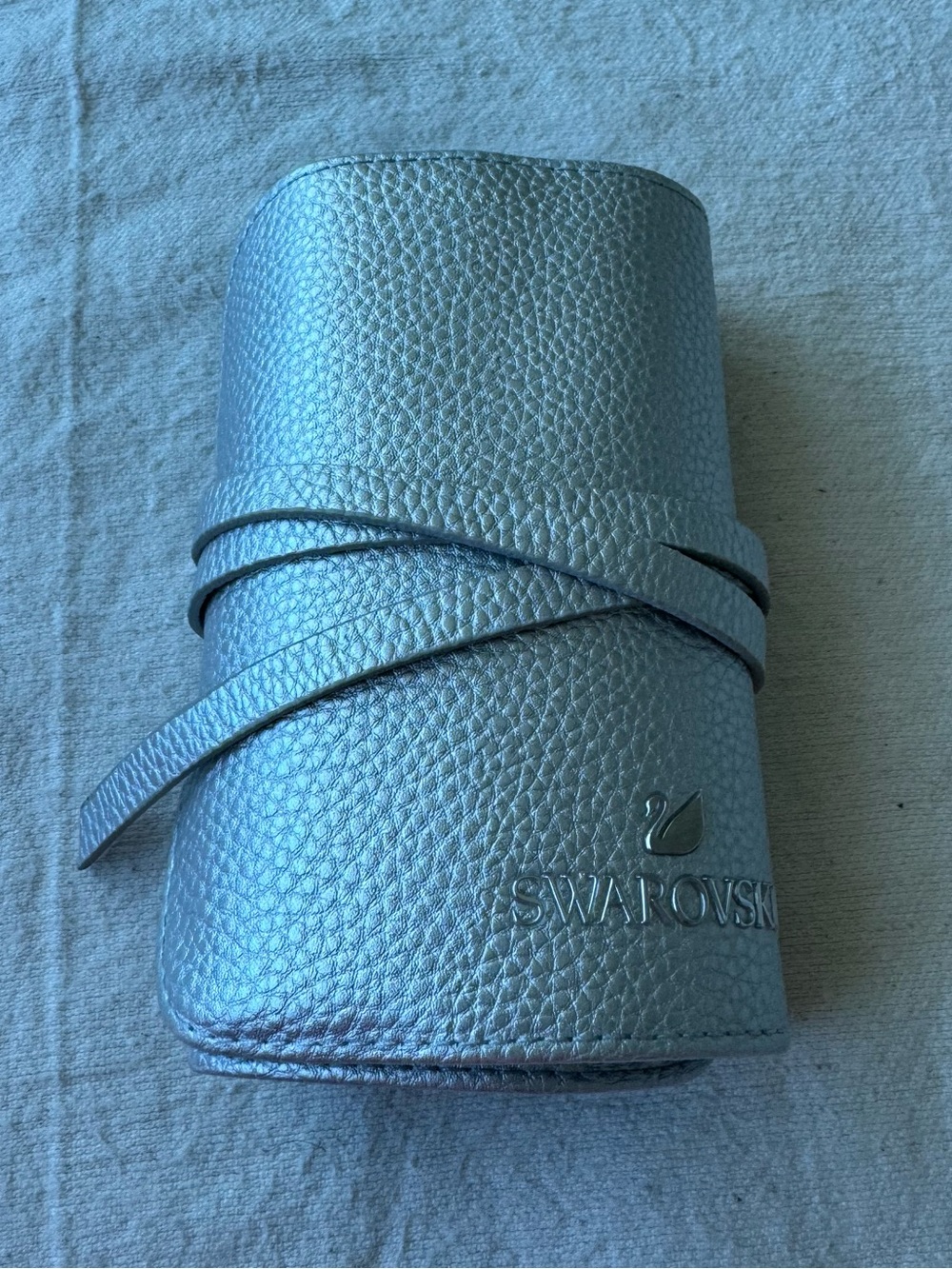 Swarovski silver pebble leather bracelet roll up jewelry holder travel size